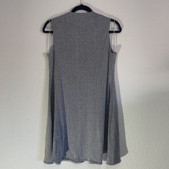 Guess Knit Ribbed Dress
Style # W62KSTK4TI0 - Picture 2 of 6